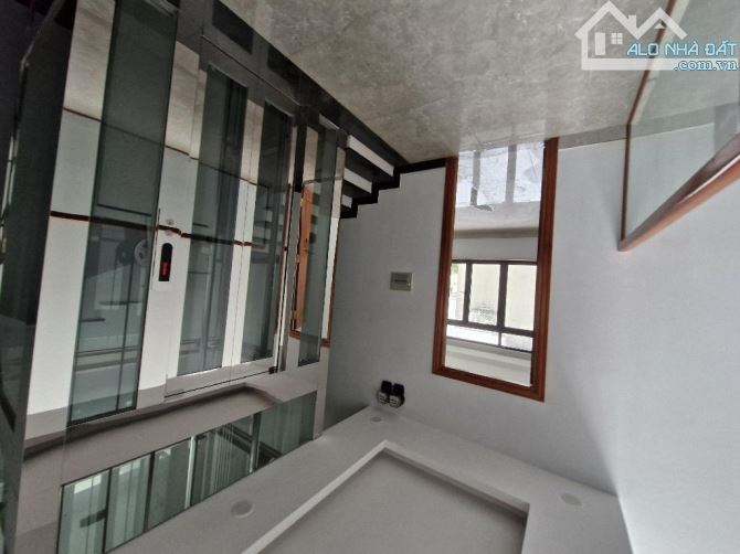 Mặt Đường Nhựa Lô kế góc Quận 2, Chỉ 13 Tỷ, 5 Tầng Có Thang Máy - 6