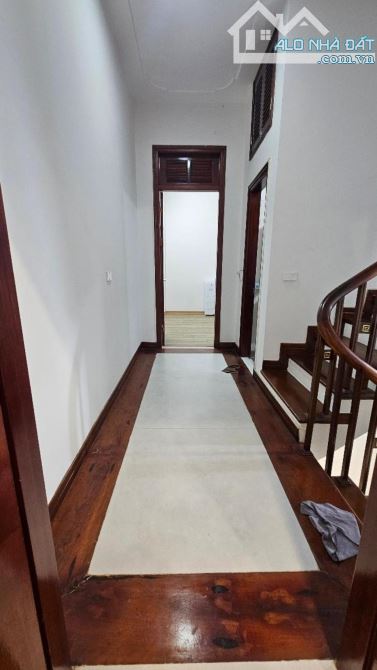 Bán nhà ngọc lâm 48m2 xây 5 tầng trước nhà đường ô tô tránh , thông tứ tung. - 6