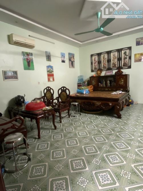 MUA BÁN NHÀ DÂN XÂY 3 tầng x76m2 , 50m ra vành đai 3.5 , oto vào nhà , NGÕ THÔNG KD - 6
