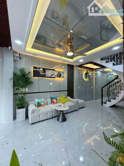 Nhà Mới Vào Ở Liền, Hẻm 958 Hậu Giang, Q6, 7,3x10,3. 3 Lầu, 6.1 Tỷ , LH : Kim Hữu - 6