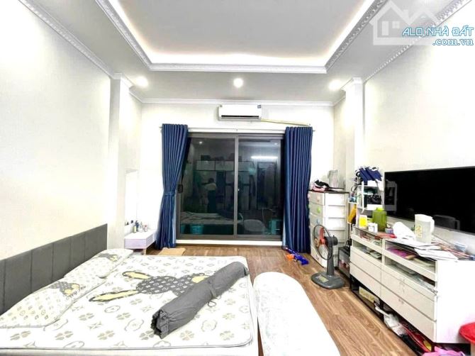 Định Công Thượng - Nhà dân 60 M - Nhỉnh 10 đồng - 2 thoáng vĩnh viễn - Full nội thất. - 6