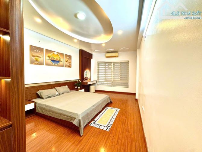 Bán nhà, ngõ 173 Hoàng Hoa Thám, Diện tích 31m x 6 tầng,mặt tiền 3.5m, giá 8.4 tỷ - 6