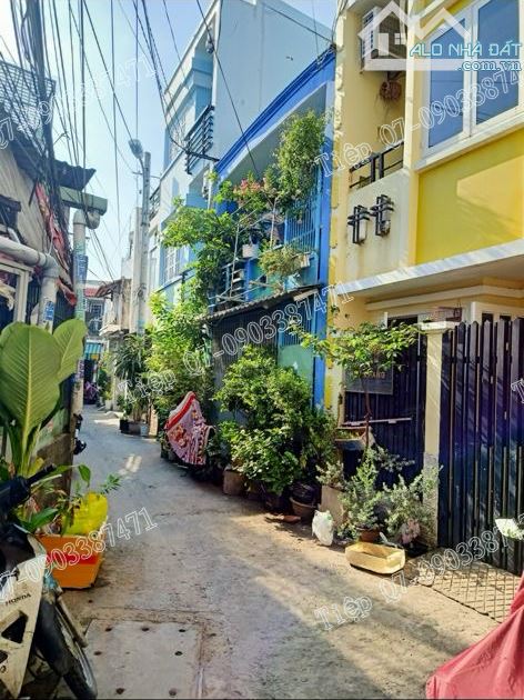 Bán nhà hẻm Lê Văn Lương 3 tầng 37m2 chỉ 4 tỷ 750 - 6