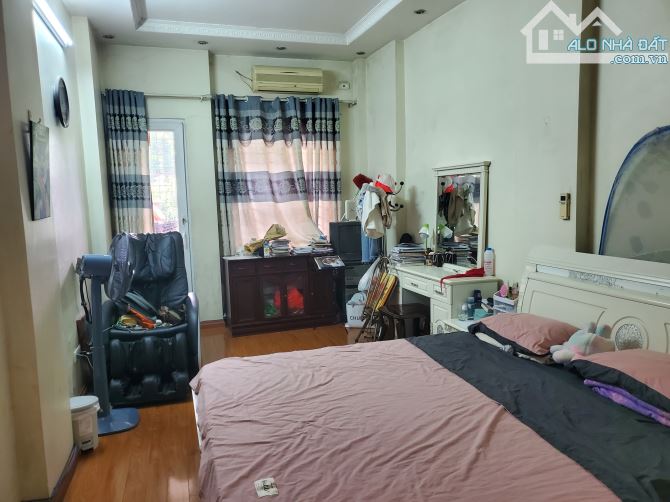 Cho thuê nhà 4 phòng ngủ tại mặt phố Nguyễn Khoái, Q. Hai Bà Trưng, KD tốt - 6