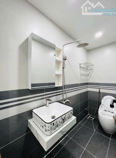 Bán căn nhà ở đường Hà Huy Giáp, phường Thạnh Lộc, quận 12, giá 2 tỷ 300 triệu. - 6