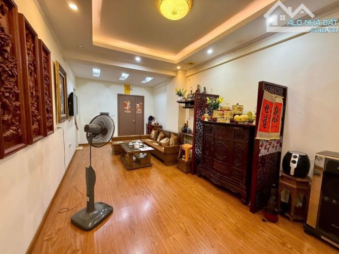 Bán chung cư AZ Sky Định Công: nhỉnh 4 tỷ, 78m2, 2 ngủ, 2 vệ sinh, ở sướng, có ban công vi - 6