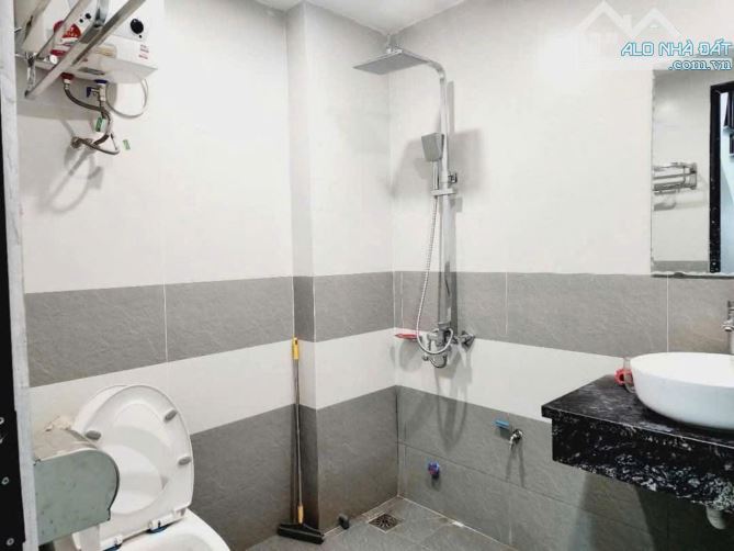 💥💥💥Nhà mới phố Hoàng Mai 5 tầng 35m2 giá 7 tỷ - 6