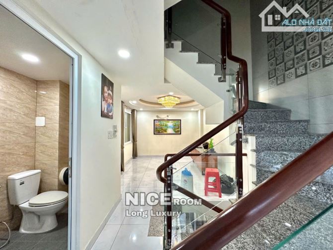 Cho thuê 48 Ung Văn Khiêm, P25, Q.Bình Thạnh - DT 4.2x10m, 4TẦNG, 5PN/4WC - GIÁ 22tr TL - 6