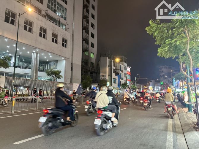 Bán MTKD ngay ĐH Công Nghiệp 225m2 Nguyễn Văn Nghi ngang 7.1m 3 lầu TN 60tr KD VIP 39.5 tỷ - 6