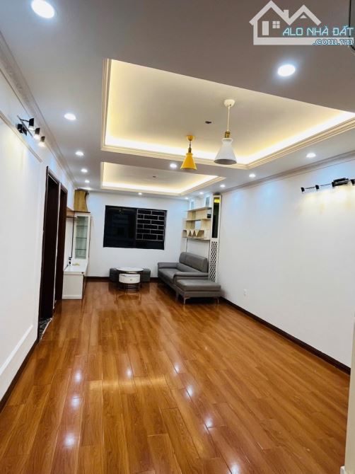 Bán căn hộ Hateco Yên Sở Hoàng Mai – 2 ngủ +1, 2 WC, full nội thất, 77/81m², giá 4.1 tỷ - 6