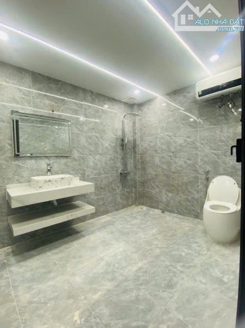Láng- Nhà đẹp ở luôn - An sinh đỉnh - Ngõ rộng gần phố - Sổ nở hậu - Ban công thoáng sáng - 6