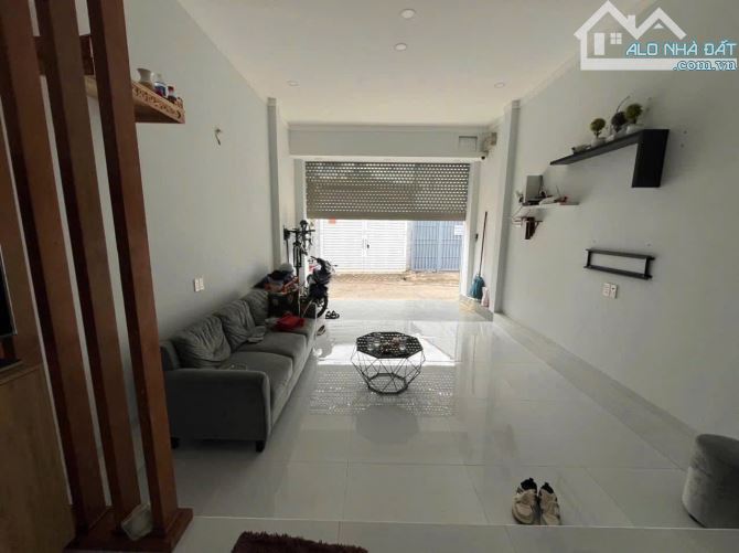 Bán nhà cấp 4 hẻm Trần Huy Liệu thông qua 17 Nguyễn Viết Xuân - 6