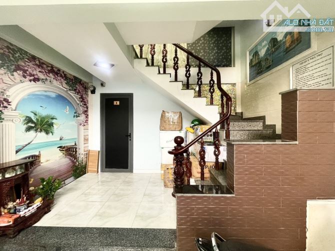 SIÊU PHẨM HIẾM CÓ🟪QUANG TRUNG P8🟪HẺM XE HƠI🟪80M (4.6x17) VUÔNG A4🟪5 TẦNG - 8 PHÒNG - 6