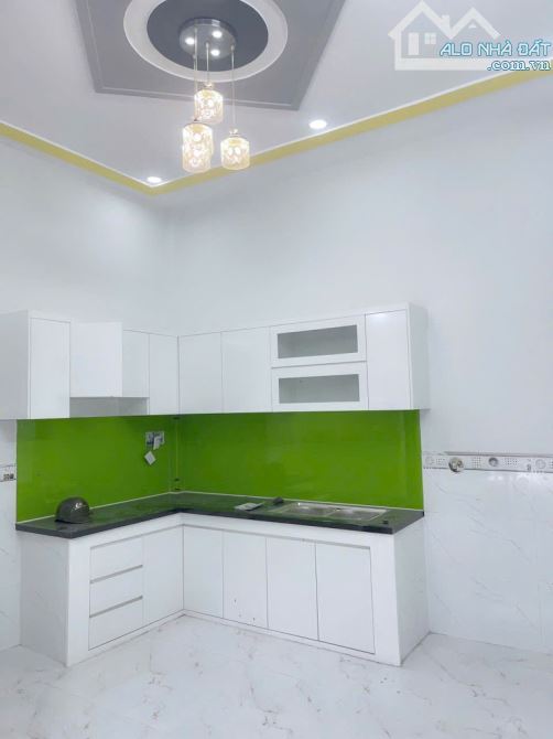 NHÀ ĐẸP 2 TẦNG – HẺM XE HƠI 5M – GIÁP TÂN PHÚ – NGAY NGÃ TƯ BỐN XÃ - 6