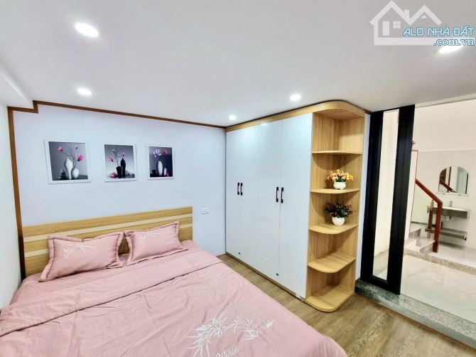CHƯA ĐẾN 5 TỶ có ngay nhà rộng 42m tại ngã tư BẠCH MAI - PHỐ HUẾ - ĐẠI CỒ VIỆT - 7