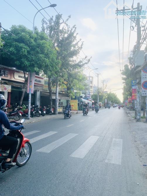 BÁN NHÀ LÊ VĂN QUỚI 84m2 4 TẦNG 5PN GIÁ 8,x TỶ - 7
