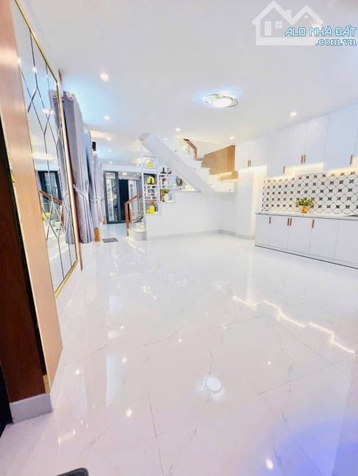 Nhà góc siêu đẹp hẻm xe hơi 2 tầng 3x13m nở hậu 5.5m. Full nội thất. Phú Xuân NB - 7