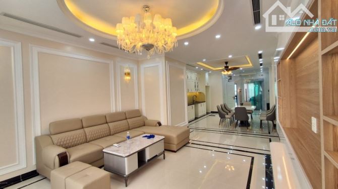 Nhanh Tay , Nhanh Tay . Ô Tô Tránh Nhau Trước Nhà 150m2 mà Giá Chỉ 19 Tỷ - 7