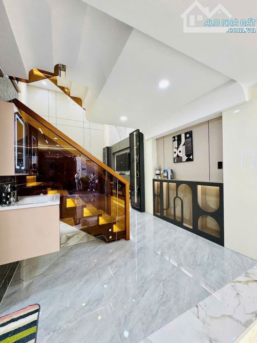 Nhà hiếm! Tân Bình-khu VIP K300, khu cực kỳ đáng sống, nhà đẹp full nội thất, 5 tầng mới - 7