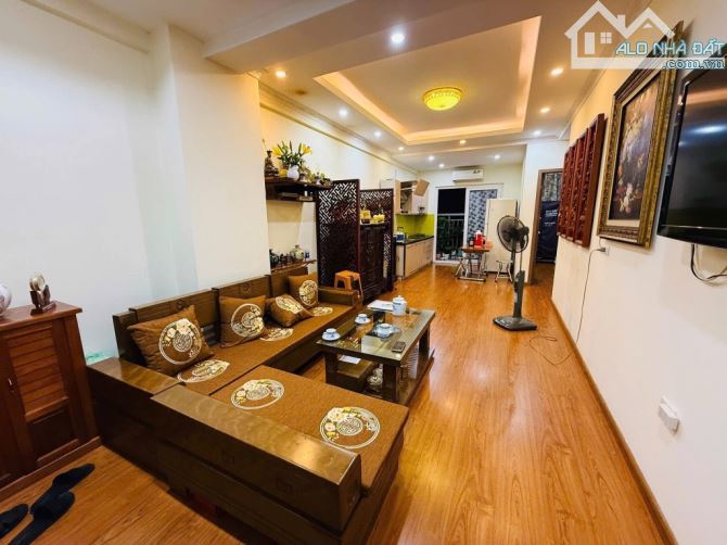 Bán chung cư AZ Sky Định Công: nhỉnh 4 tỷ, 78m2, 2 ngủ, 2 vệ sinh, ở sướng, có ban công vi - 7