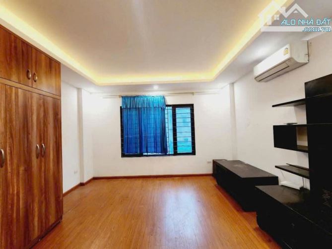💥💥💥Nhà mới phố Hoàng Mai 5 tầng 35m2 giá 7 tỷ - 7