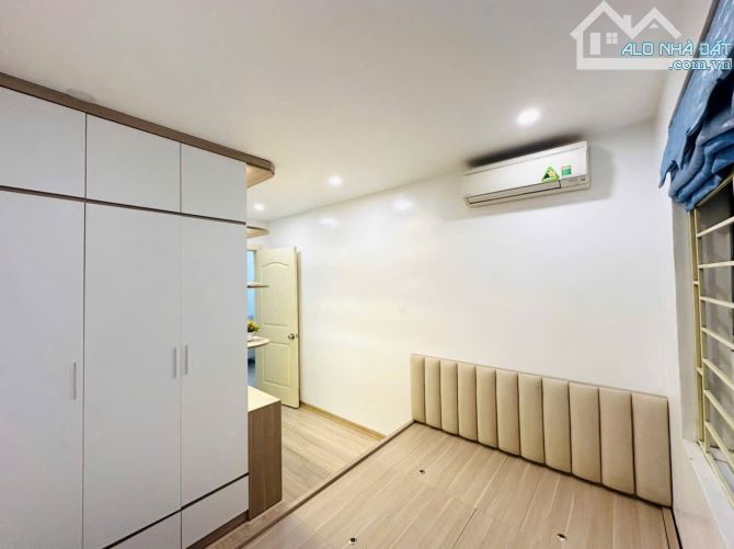 💥 CHUNG CƯ LINH ĐÀM CÓ CĂN 56 M : 2NGỦ , 2 VS - 7