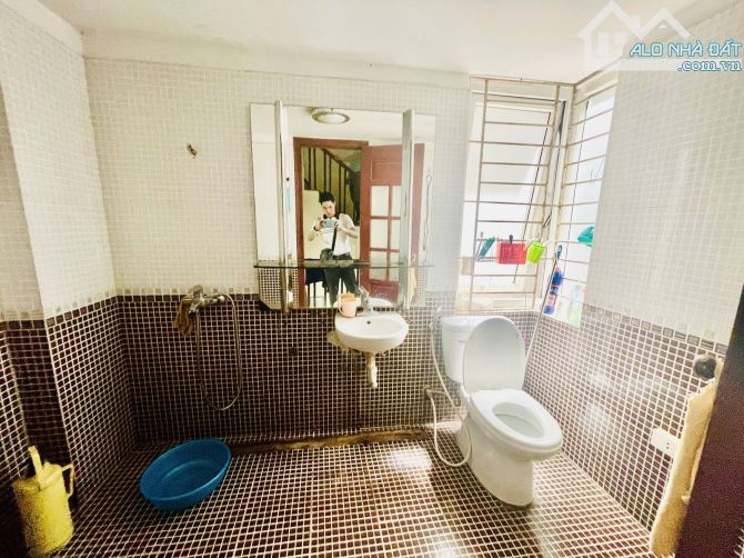 Chính chủ bán gấp nhà sát ô tô  ngõ Phố Quan Nhân, Thanh Xuân: DT: 65m2 -5 tầng. 13,4 tỷ. - 7