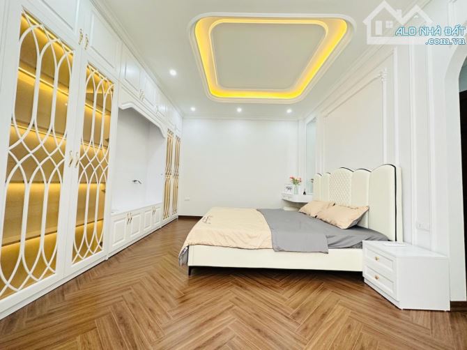 CỰC HIẾM HOÀNG HOA THÁM 9.5 Tỷ 45m 5T MT 6m ÔTÔ ĐỖ CỔNG MẶT TIỀN BỆ VỆ THIẾT KẾ ĐẲNG CẤP - 7