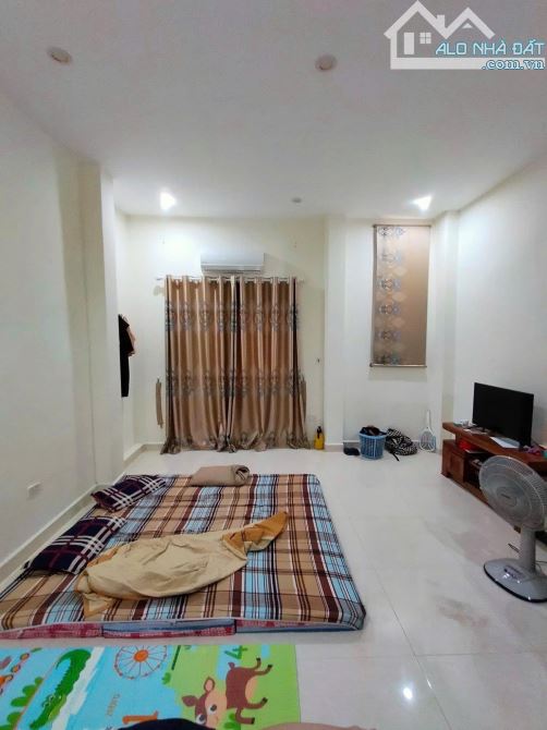 HÀNG HIẾM - ĐỐNG ĐA - 30m2 - 6 TỶ - 7