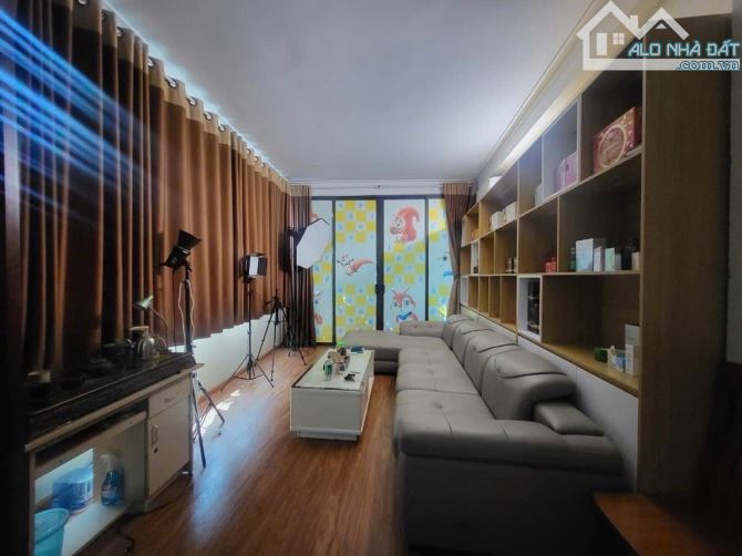 🧨Ô TÔ VÀO NHÀ - CÓ Ô CHỜ THANG MÁY - 10M RA PHỐ DU NỘI - 7
