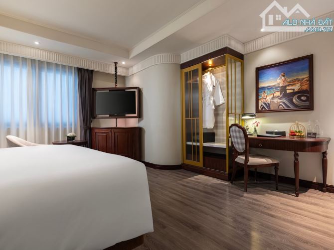 Bán Khách sạn 𝟒 sao Mặt Phố Bảo Khánh, 295m2, 11 Tầng - Giá 300 tỷ- doanh thu 𝟒 Tỷ/tháng - 7