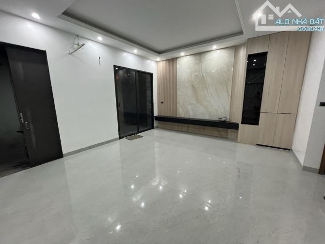 VĂN CAO 54Mx6 TẦNG THANG MÁY-MT6M - TT BA ĐÌNH-20M RA PHỐ- NHÀ ĐẸP-NGÕ ĐẸP-SỔ V-13TỶ - 8