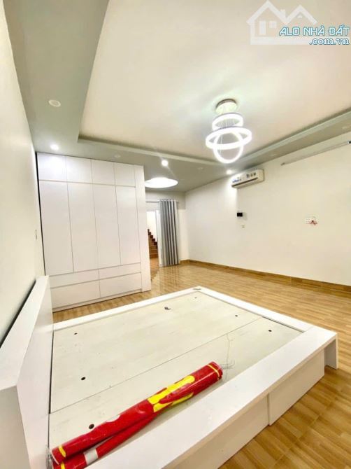Cho thuê nhà 1 trệt 3 lầu, đường Nguyễn thị sáu, kdc 586, Cái răng - 8