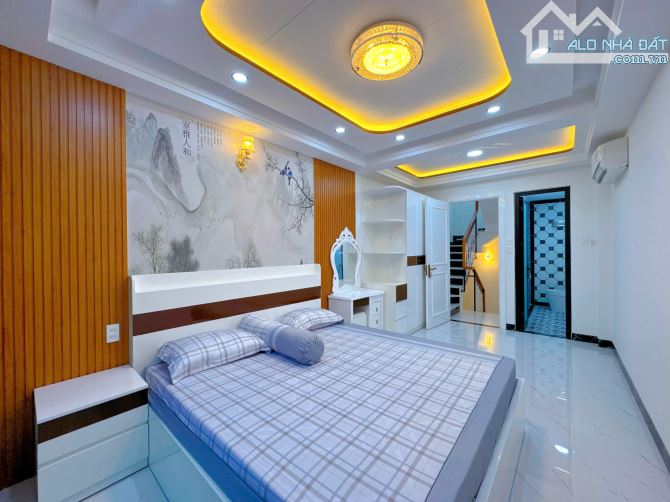 Nhà mới xây cực kỳ đẹp. Hẻm 30 Thích Quảng Đức P.5. Giá quá rẽ 6 tỷ 5 - 8