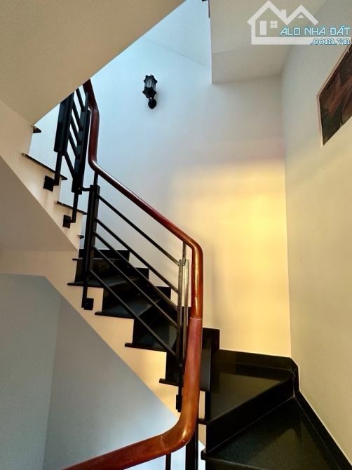 Mặt tiền kinh doanh ngay Lê Văn Quới, BHHA, Bình Tân, 56m² (4 x 14) x 4 tầng, chỉ 5.98tỷ T - 8
