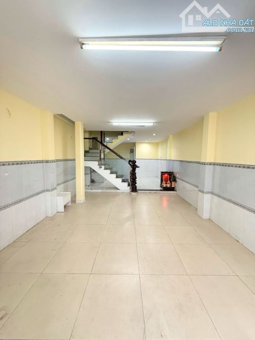 Hiếm ! Nhà HXH Yên Thế, 4 Tầng,60m2, 6PN, nở hậu.Đã hoàn công.Nhỉnh 13 tỷ - 8