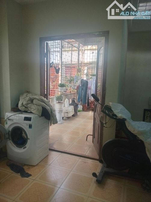 BÁN NHÀ ĐƯỜNG LÁNG 42m2 12ty - LÔ GÓC - NGÕ RÔNG - XUNG QUANH TIỆN ÍCH BAO TRÙM - 8