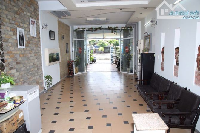 💥 CẦN BÁN NHÀ 3 TẦNG - DT 125M² - MẶT PHỐ NGÔ QUYỀN - KINH DOANH ĐỈNH - 8