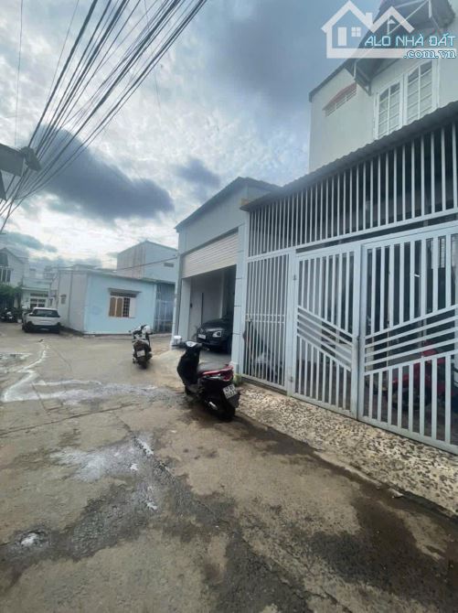 Bán nhà cấp 4 hẻm Trần Huy Liệu thông qua 17 Nguyễn Viết Xuân - 8