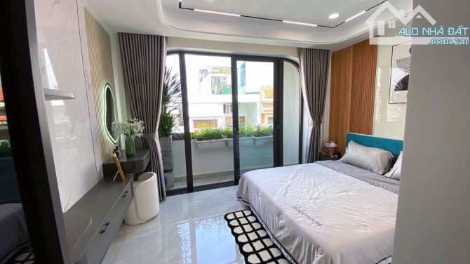 015GV – Bán nhà HXH Nguyễn Tư Giản, 4 tầng ngang 4m 3PN 4WC, sổ riêng A4, NHỈNH 8.5 tỷ TL - 8
