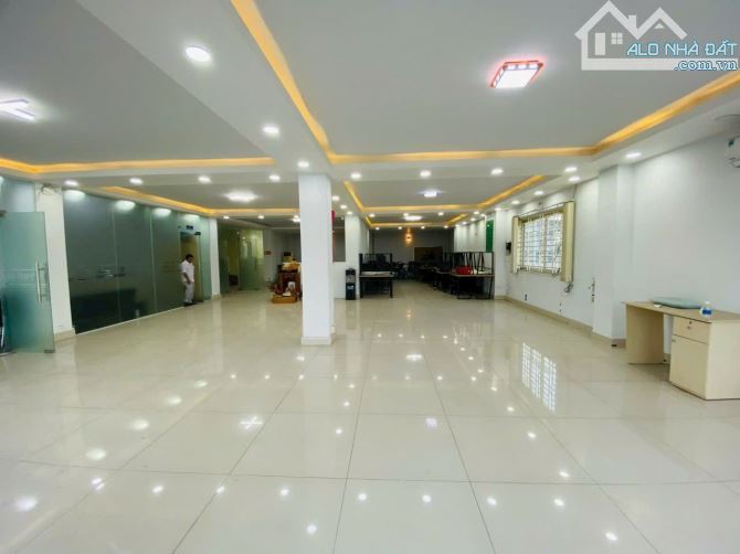 TOÀ NHÀ MẶT TIỀN KINH DOANH ĐƯỜNG HÀ HUY GIÁP - NGAY NGÃ TƯ GA GIÁP GÒ VẤP - VỪA Ở VỪA KIN - 8