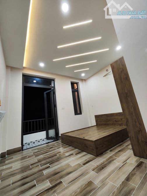 Nhà Mới xây MT Kênh 04 TL28 Q.12, 7PN 8WC có PN Trệt,PN Master ST 40m2 - 8