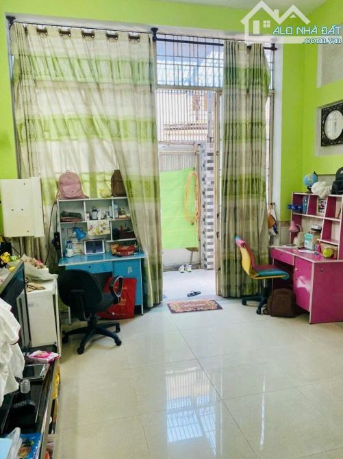 THÍCH QUẢNG ĐỨC - HẺM Ô TÔ THÔNG - NGANG 5M HIẾM - 3 TẦNG - 62M2 - 11 TỶ - 8