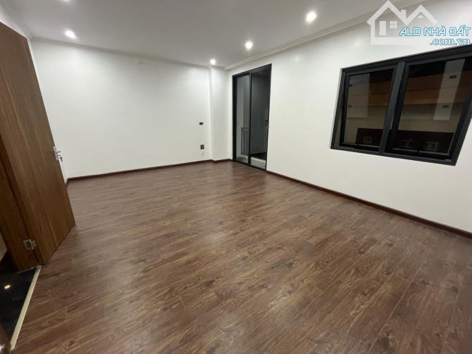 VĂN CAO 54Mx6 TẦNG THANG MÁY-MT6M - TT BA ĐÌNH-20M RA PHỐ- NHÀ ĐẸP-NGÕ ĐẸP-SỔ V-13TỶ - 9