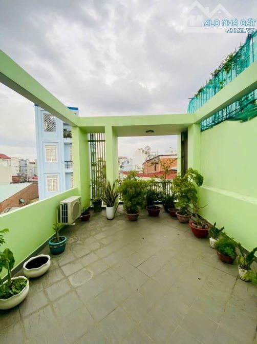 KHU CHỢ PHẠM VĂN BẠCH, TÂN BÌNH-99.5M2-3TẦNG-Ô TÔ 4 CHỖ ĐỔ CỬA-NHỈNH 7TỶ TL - 9