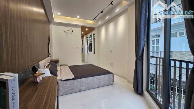 Bán nhà mới đẹp 3 lầu Phạm Hữu Lầu, Quận 7, Dt 4x15m. Giá 6,45 tỷ - 9