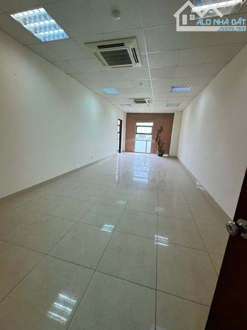 CHO THUÊ VĂN PHÒNG NGUYỄN VĂN HUYÊN GIÁ 5 TR- 10 TRIỆU - 9