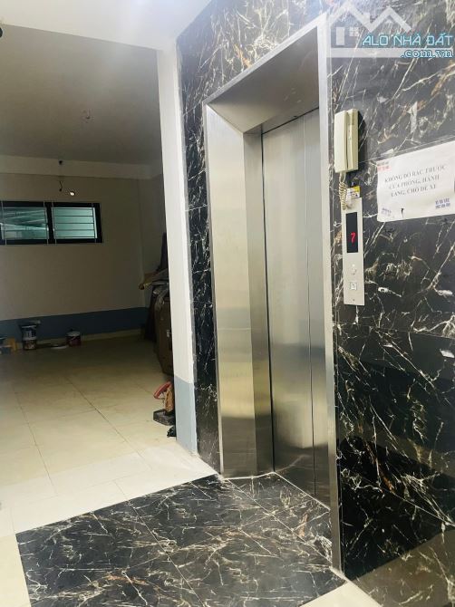 BÁN TOÀ CCMN TRUNG VĂN-NAM TỪ LIÊM- 12 PHÒNG KHÉP KÍN-THANG MÁY- 68M2- GIÁ 18 TỶ - 9