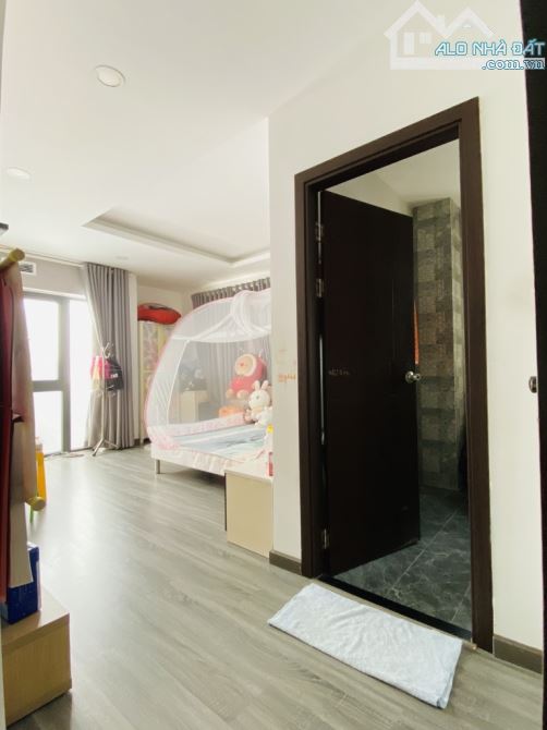 NHÀ ĐẸP KHU K300- DT 9x10mx3 tầng- thiết kế đẹp như căn hộ cao cấp - 9