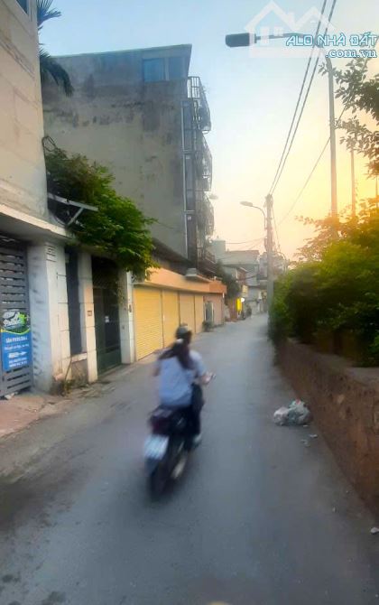 BÁN GẤP NHÀ LÔ GÓC 5 TẦNG MẶT TIỀN NGUYỄN KHOÁI HOÀNG MAI – Ở NGAY – GIÁ CHỈ 7,5 TỶ TL. - 9